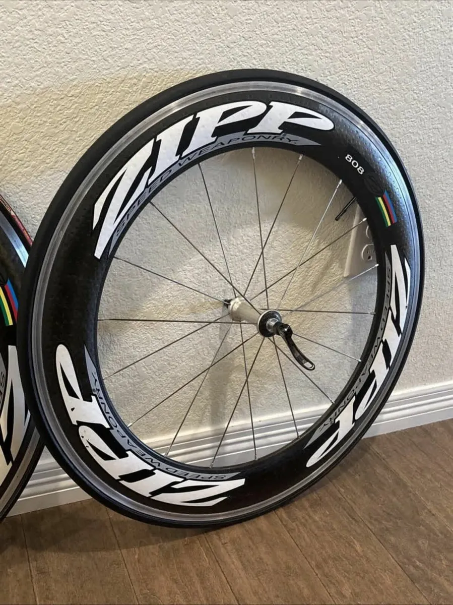 ZIPP 808 clinchers - Image 2