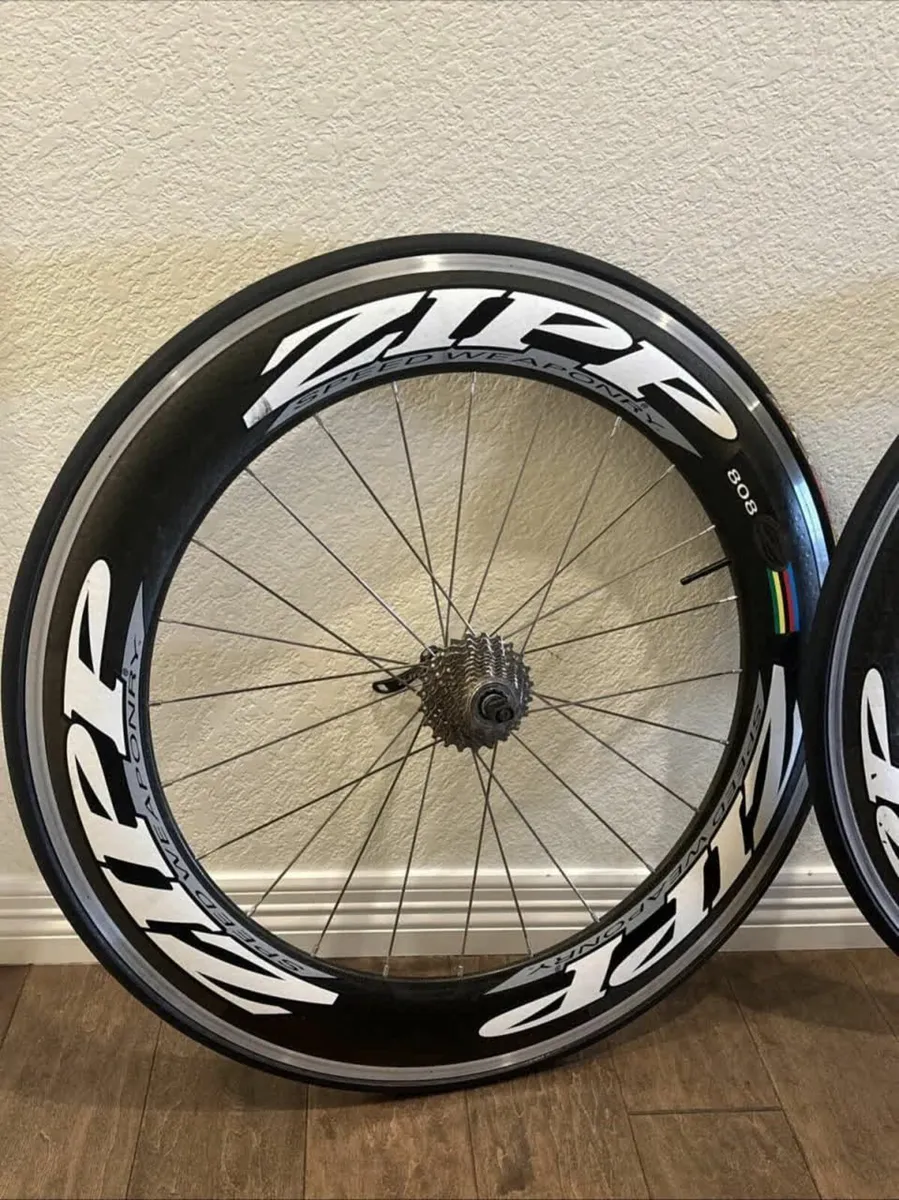 ZIPP 808 clinchers - Image 3