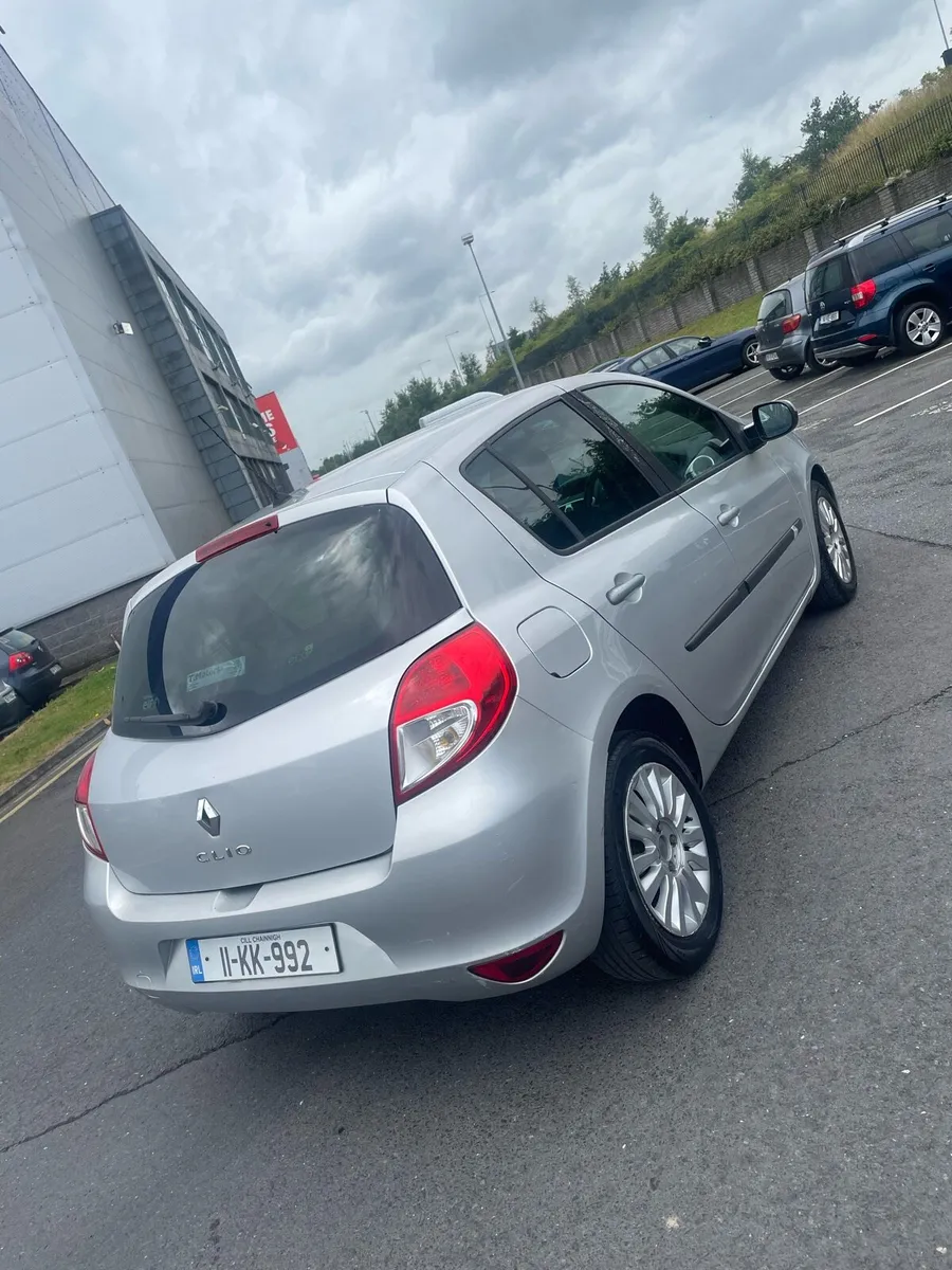2011 Renault Clio 1.1 Petrol (NCT TODAY 06/26✅) - Image 2