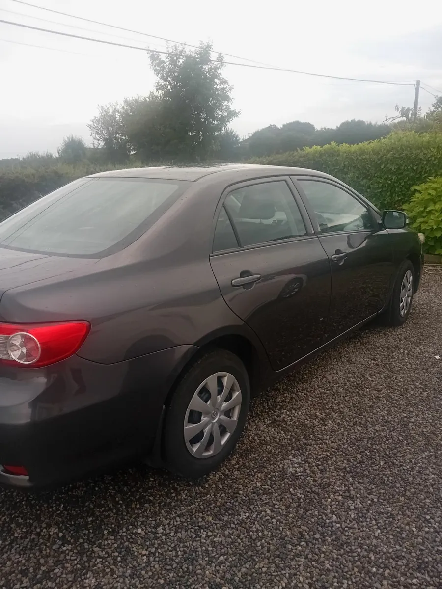 Toyota Corolla 2011 - Image 3