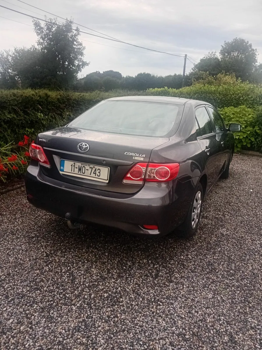 Toyota Corolla 2011 - Image 4
