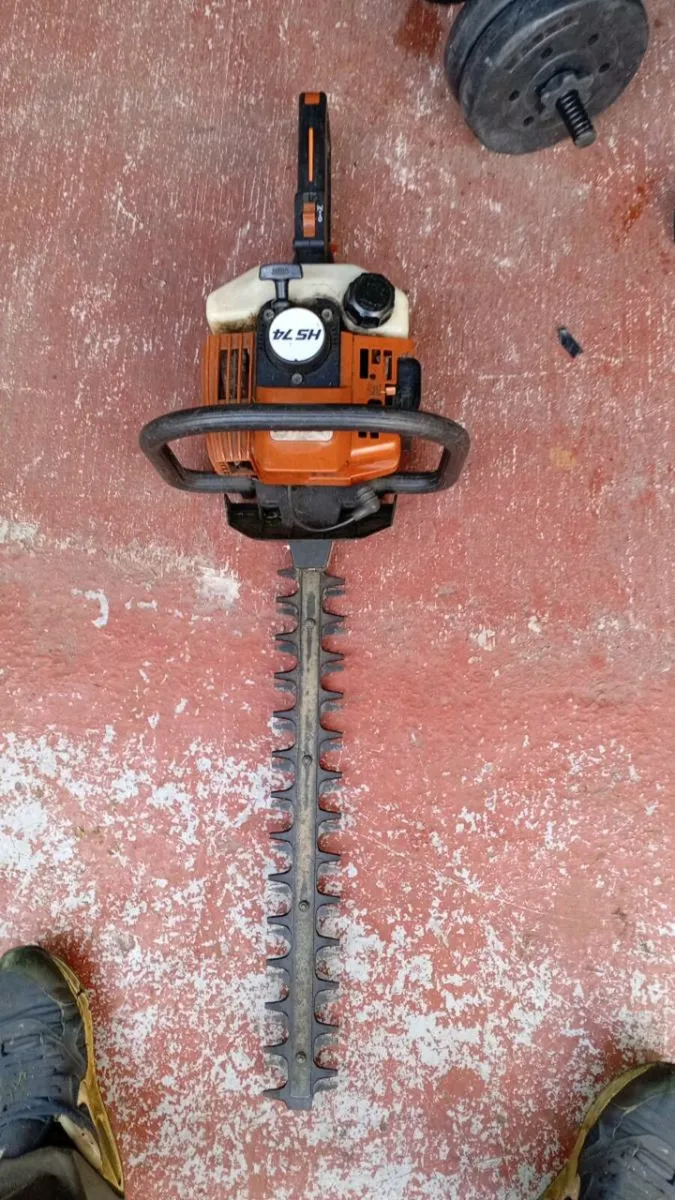 Hedge cutter