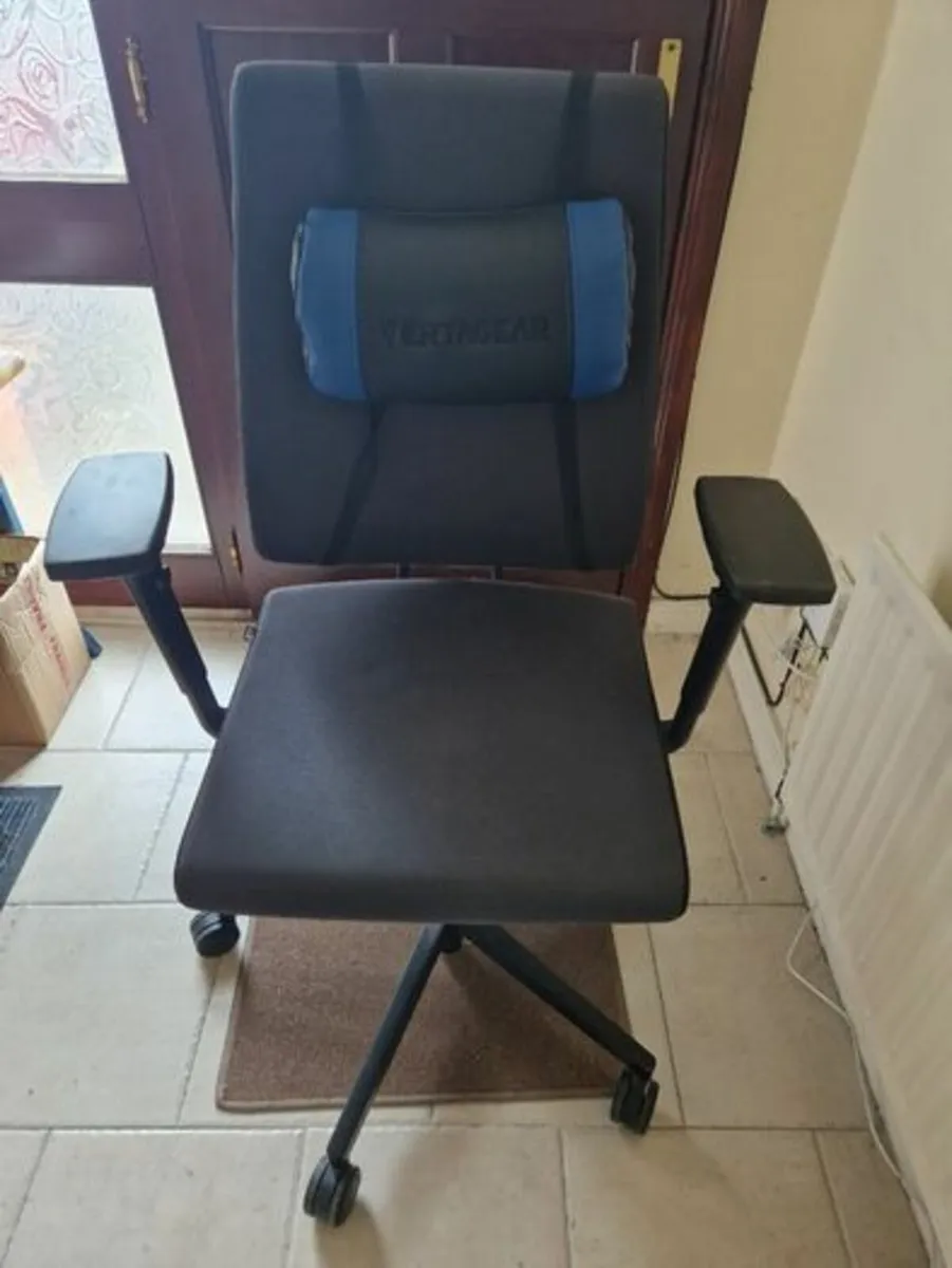 Office Chair with Back Rest AND Head Rest - Image 1