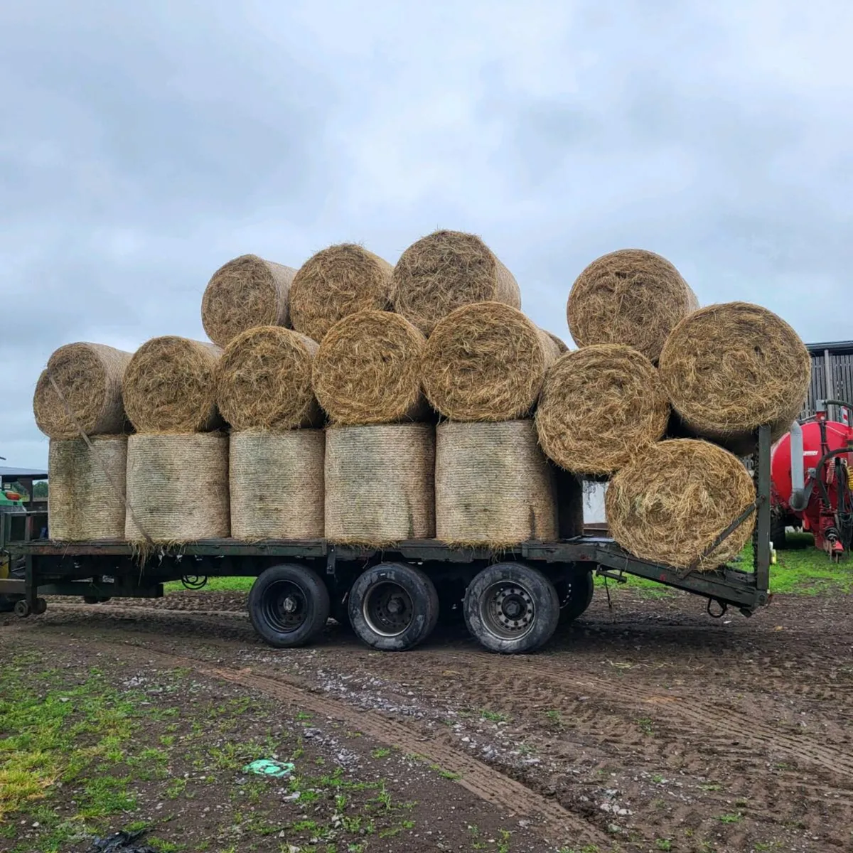 Lowloader  com bale trailers - Image 2