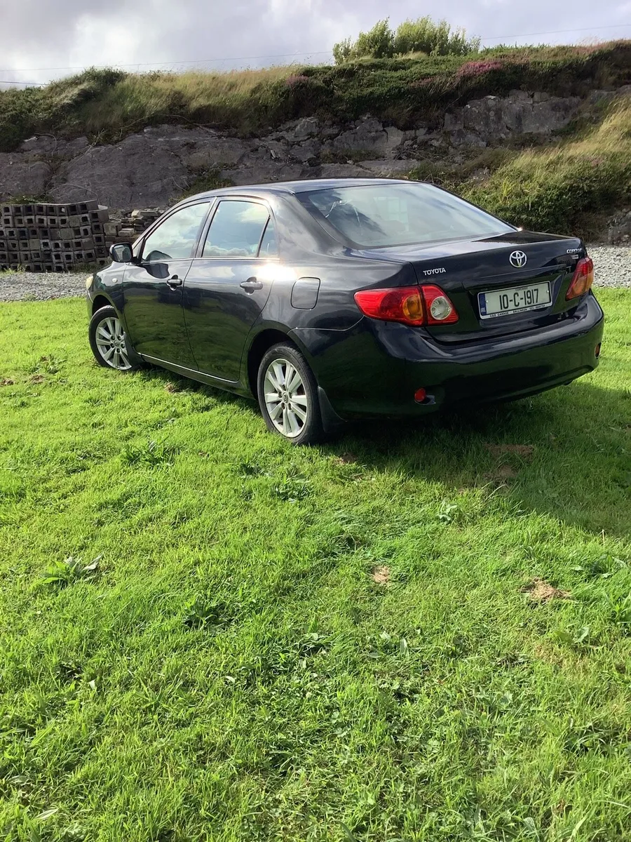 Toyota Corolla - Image 2