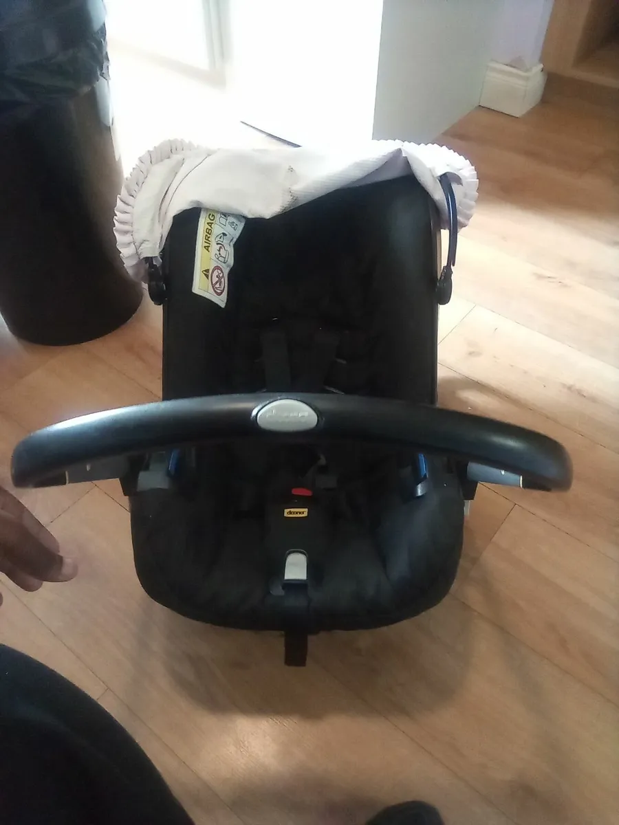 Pram - Image 3