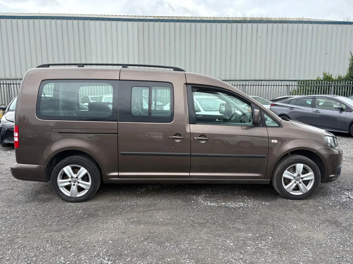 2014 Volkswagen Caddy automatic diesel  7 seater - Image 4