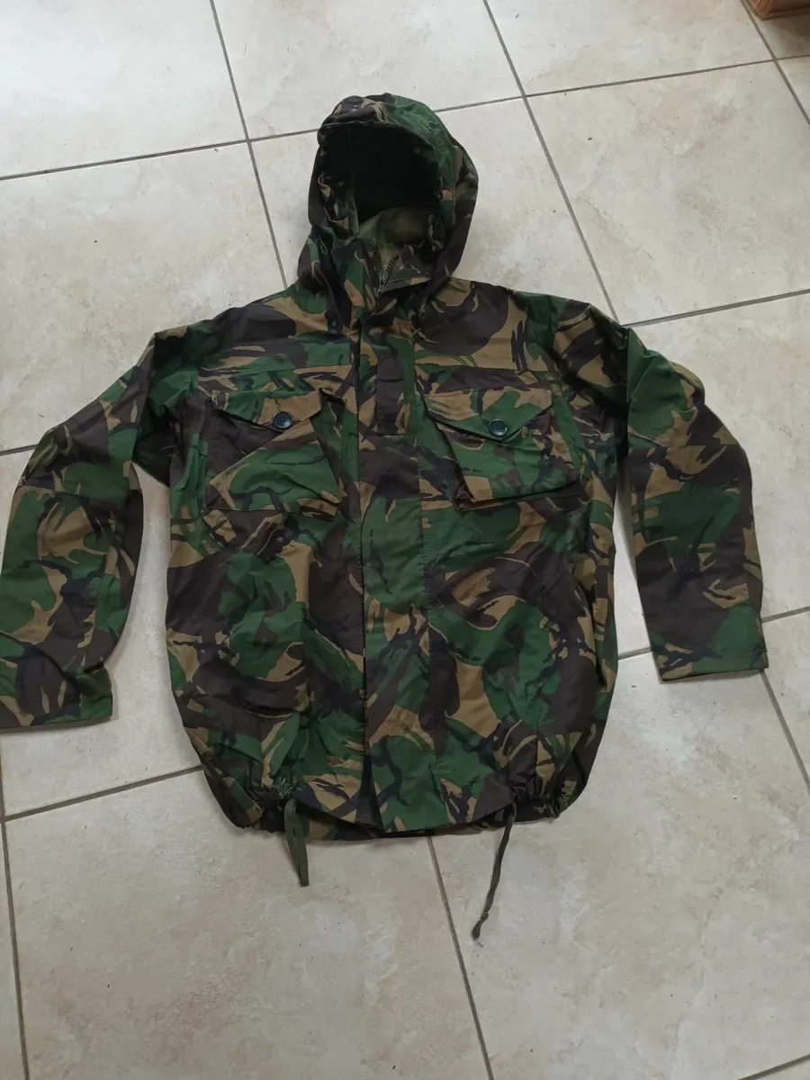 Army Goretex Jackets - Image 3