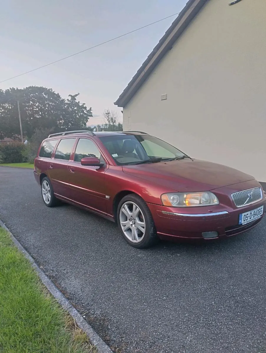 Volvo V70 - Image 2