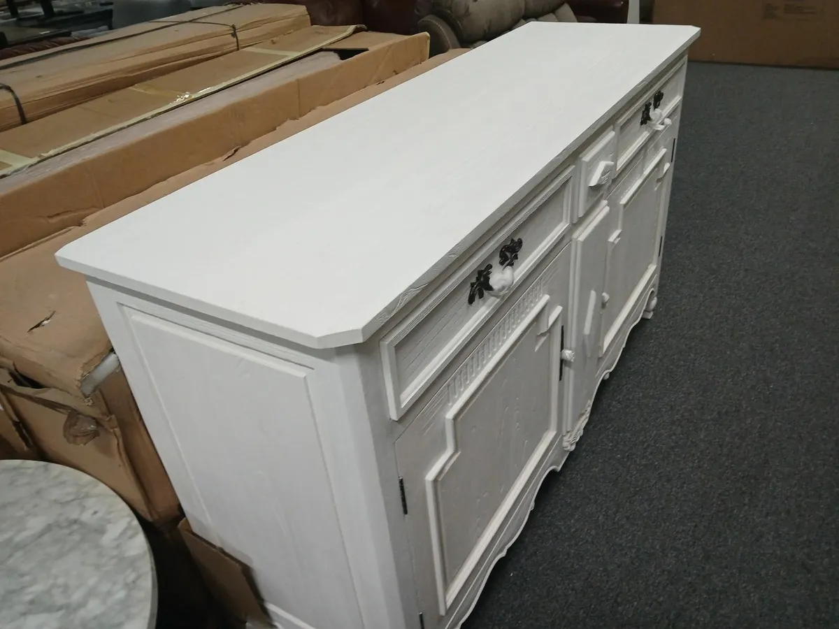 Kitchen cabninet unit traditional  dresser... - Image 2