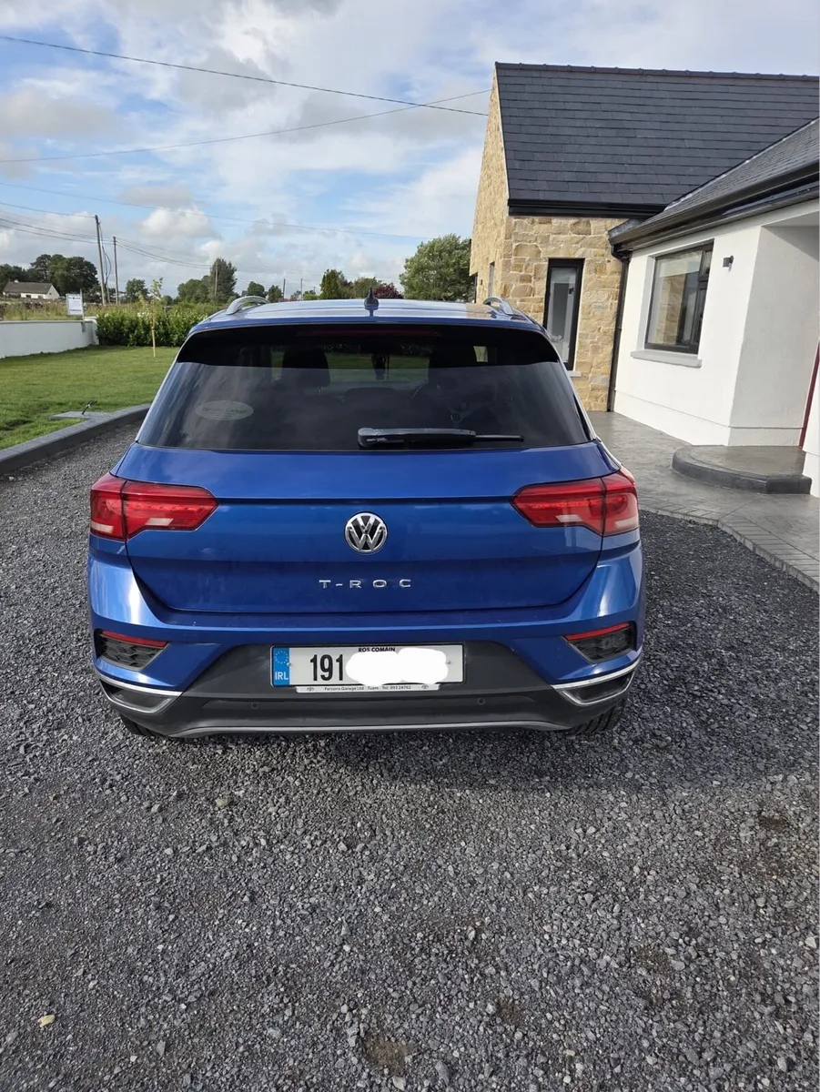 Volkswagen T-Roc - Image 3