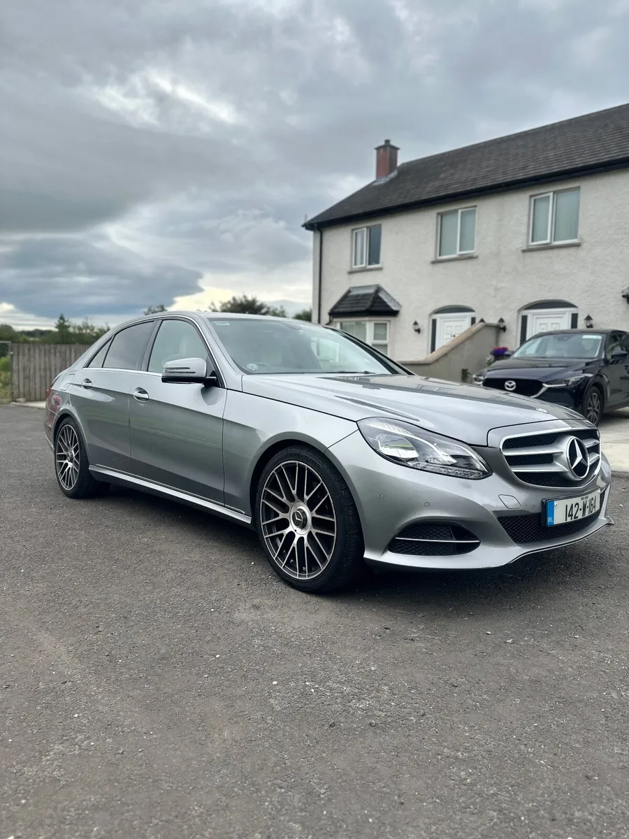 Mercedes-Benz E-Class 2014 Automatic - Image 1