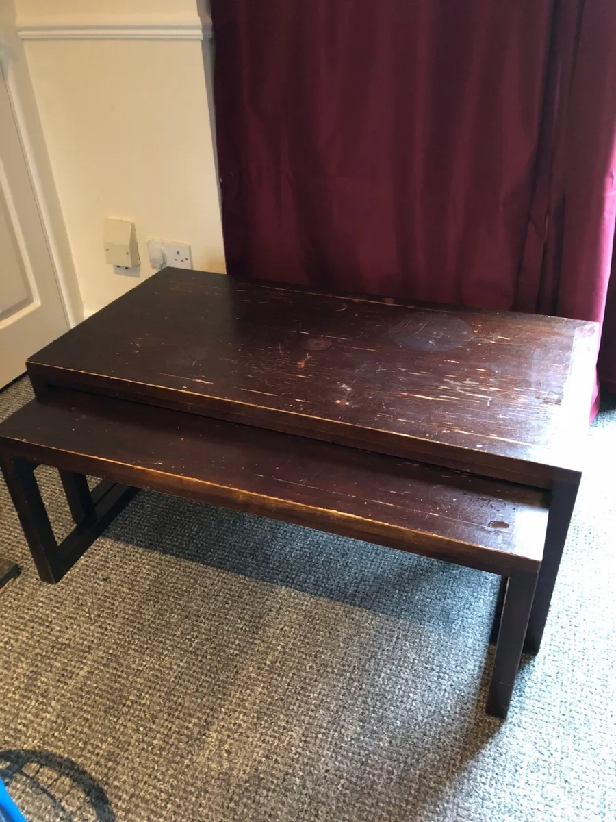 Coffee table and side furniture - Image 1