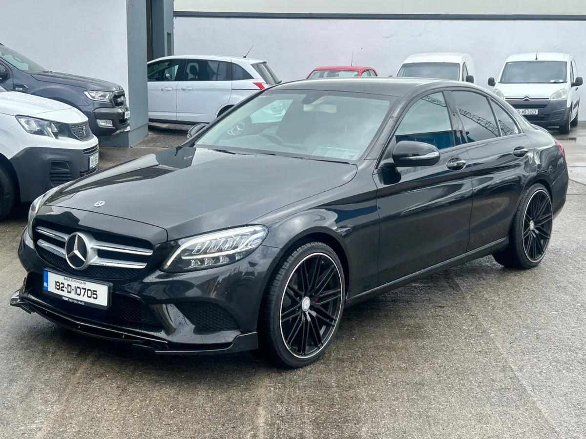 192 MERCEDES C180D AUTO AVANTGARDE - Image 3