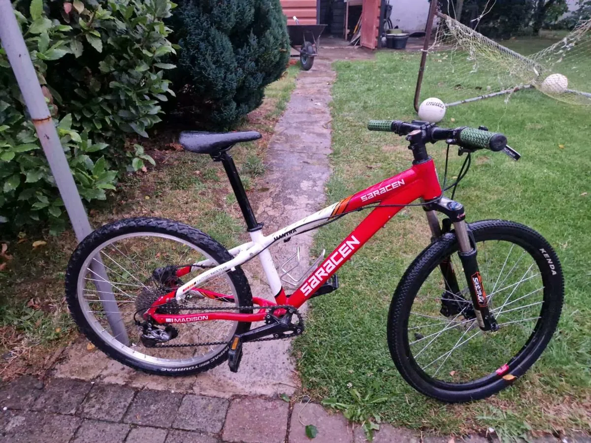 Childs mountain bike - Image 1