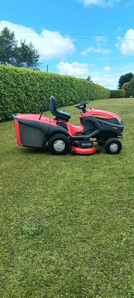 Castlegarden 22hp twin cylinder Briggs - Image 4