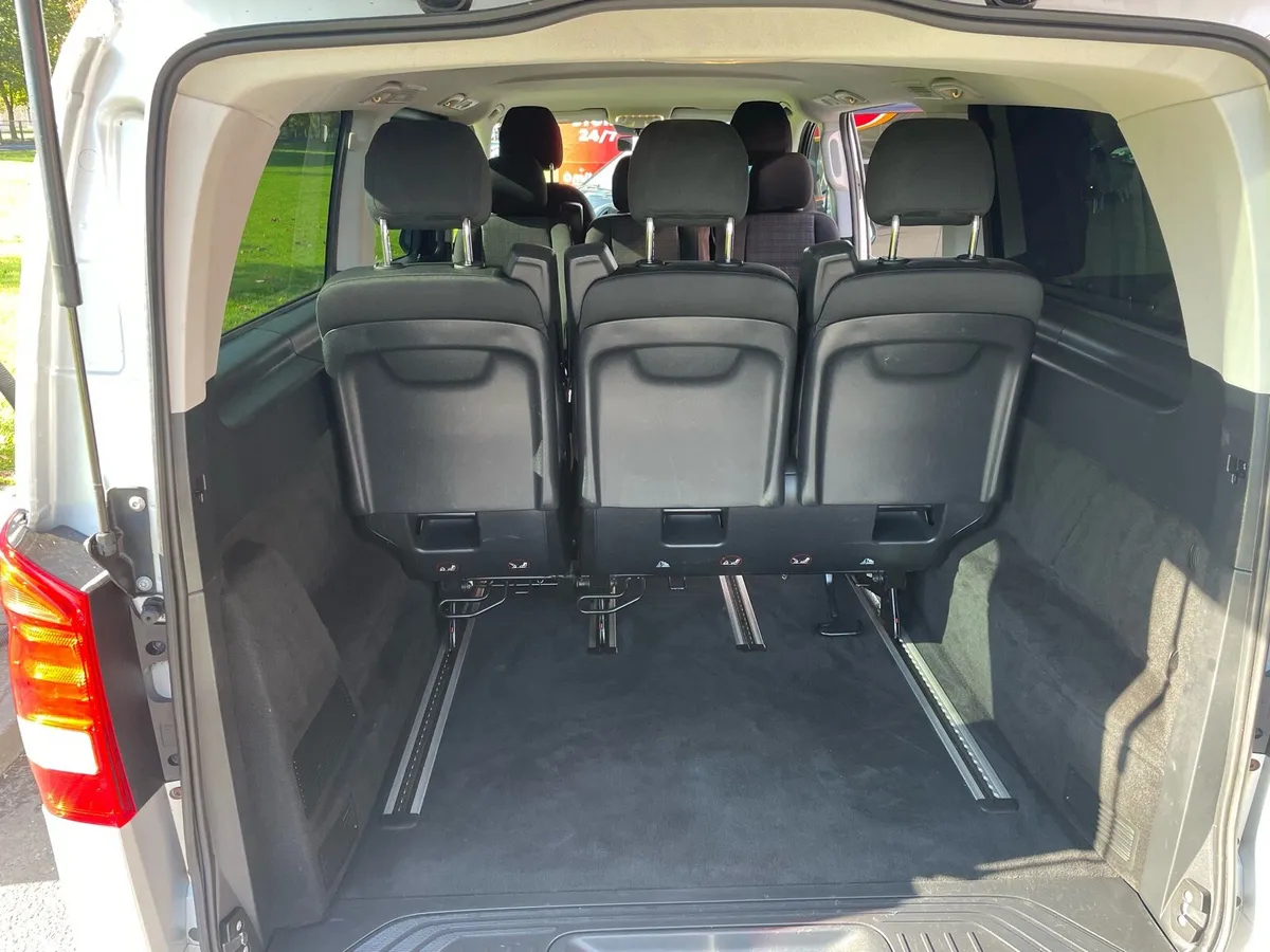 162 Mercedes Vito auto LWB 8 seater - Image 4
