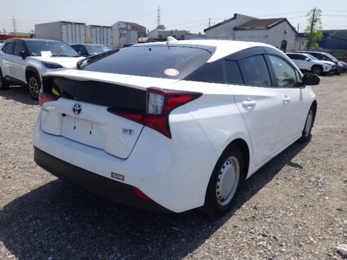 New Arrival 2022 prius - Image 4