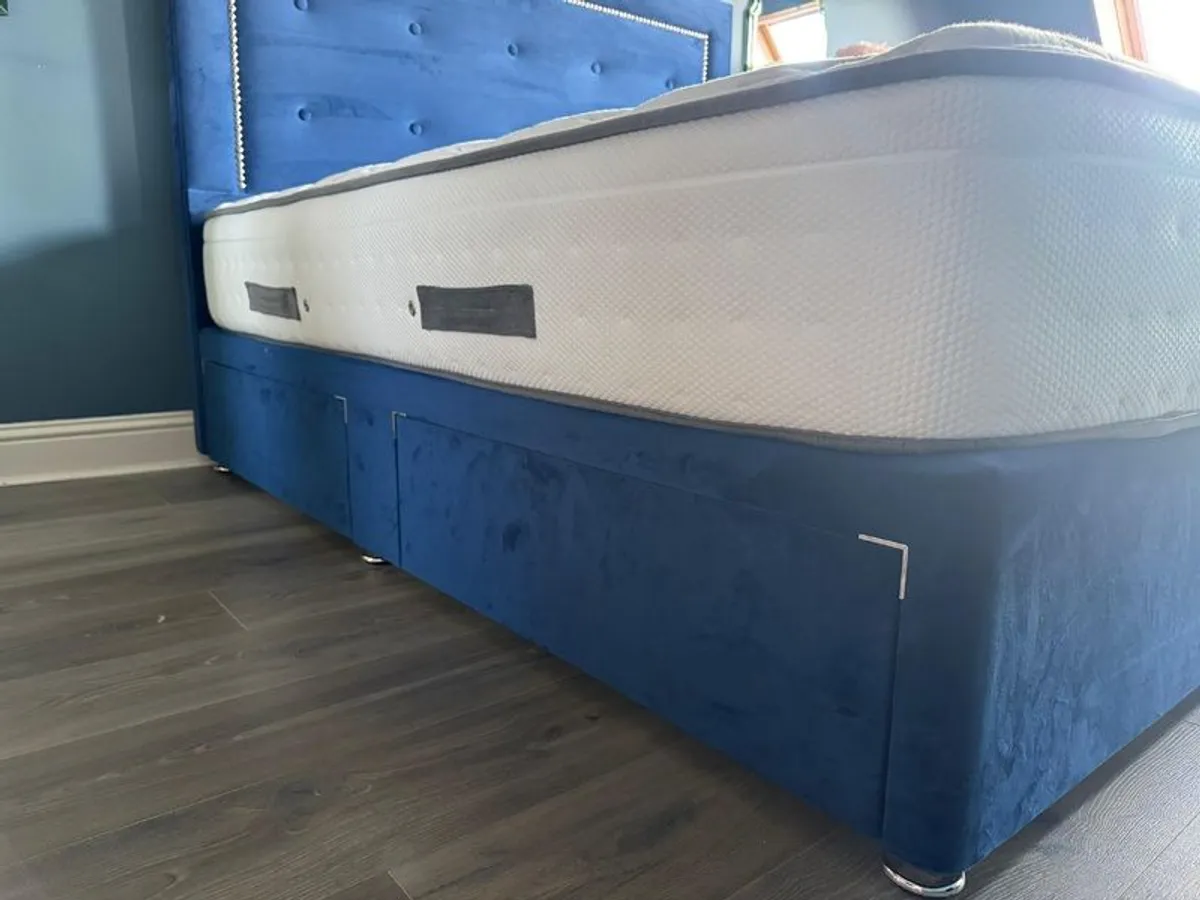 Super King Bed, headboard and mattress - Image 4