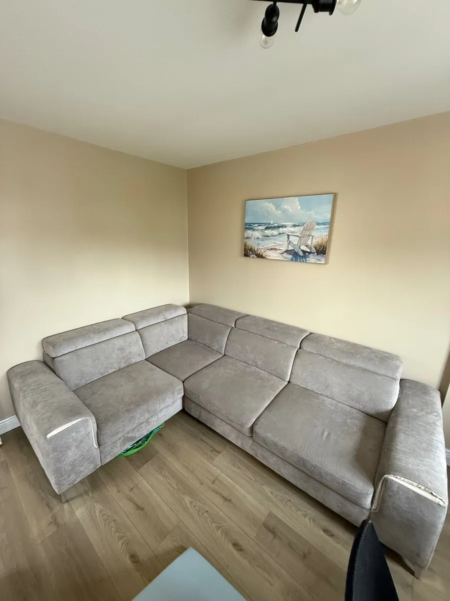Recliner Couch - Image 3