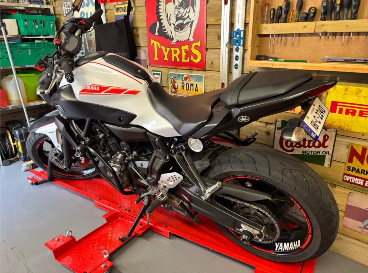 YAMAHA MT-07 - Image 1