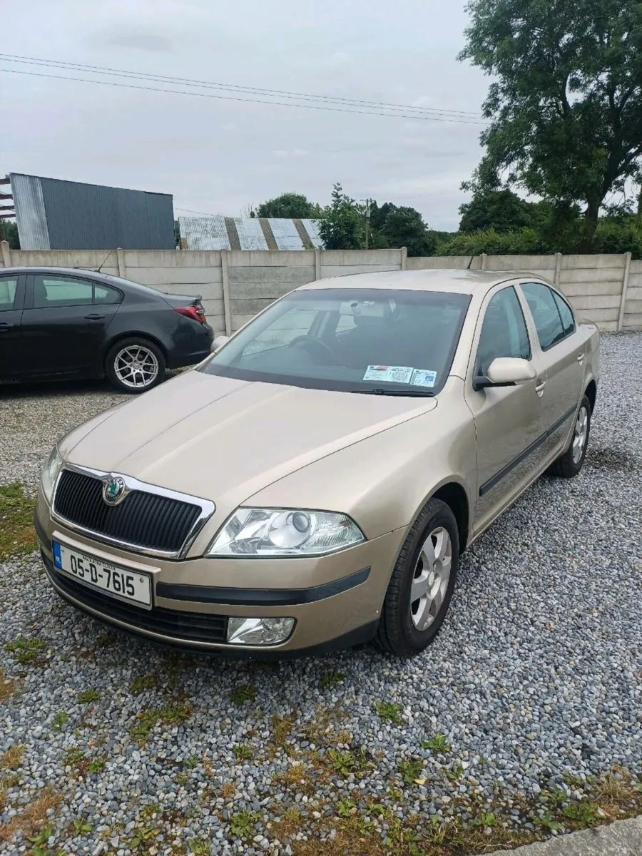 SKODA OCTAVIA NEW NCT VERY LOW KM - Image 2