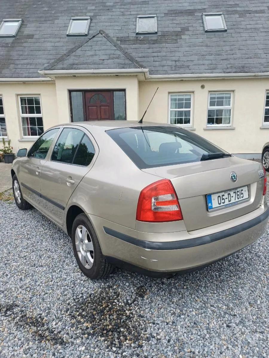 SKODA OCTAVIA NEW NCT VERY LOW KM - Image 3
