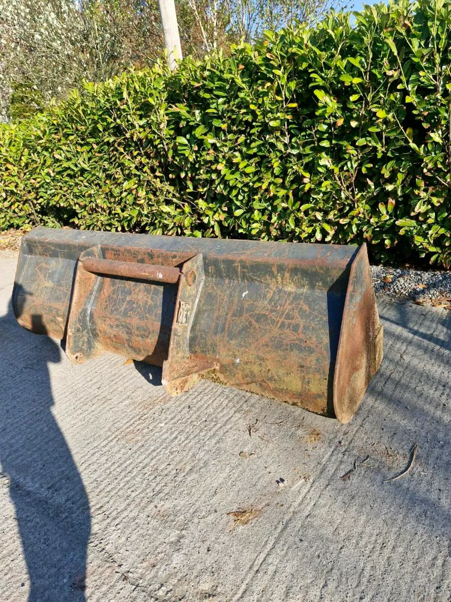 Teleporter bucket and forks - Image 2