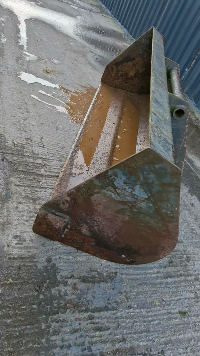 Teleporter bucket and forks - Image 4