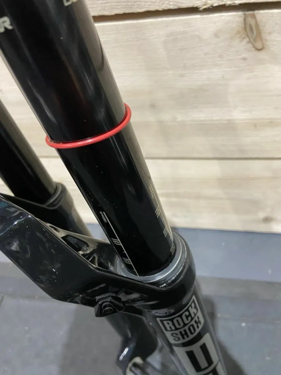 RockShox ZEB Ultimate - Image 2