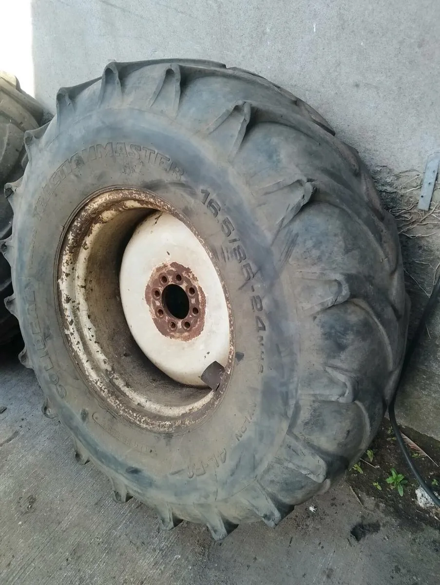 Wheels&tyres 16.5/85-24 MF Ford international - Image 3