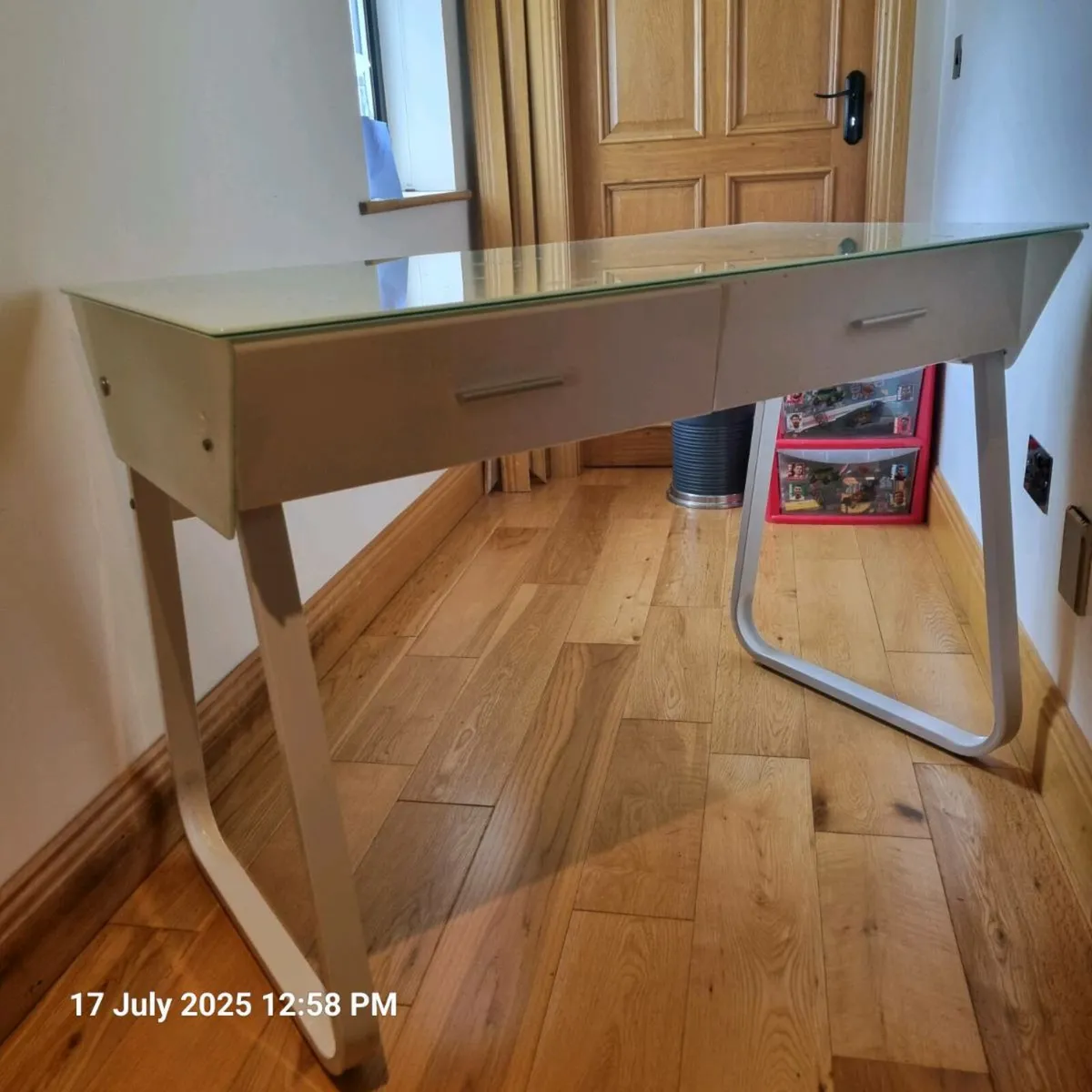 Desk - Image 2