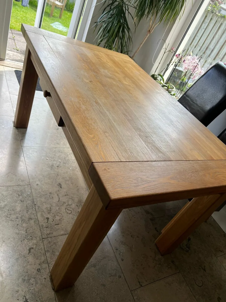 Kitchen table - Image 2