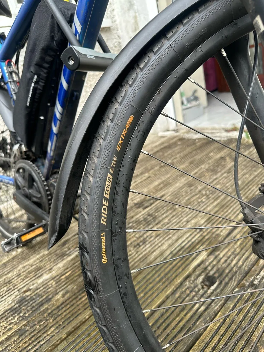Carrera vulcan e-bike - Image 4