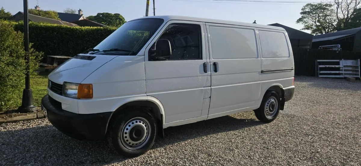 2002 Volkswagen Transporter T4 2.5 TDI FULL MOT - Image 4