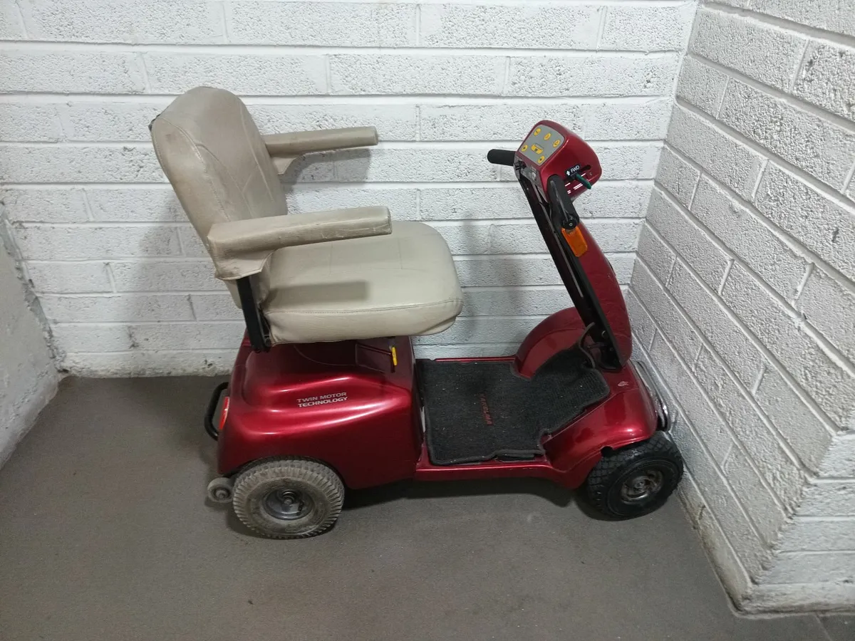 Karelma Quattro Mobility scooter - Image 1
