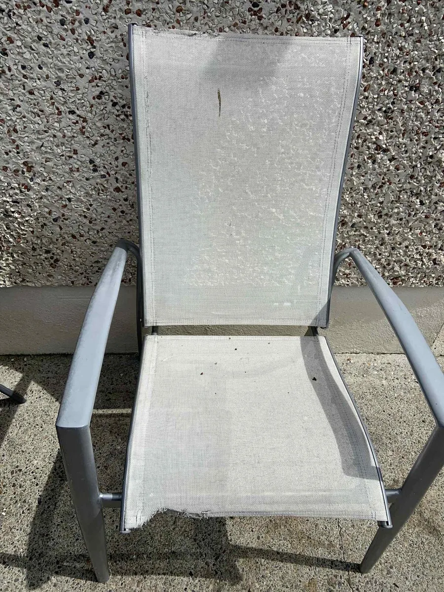 Garden Table and chairs - Image 3