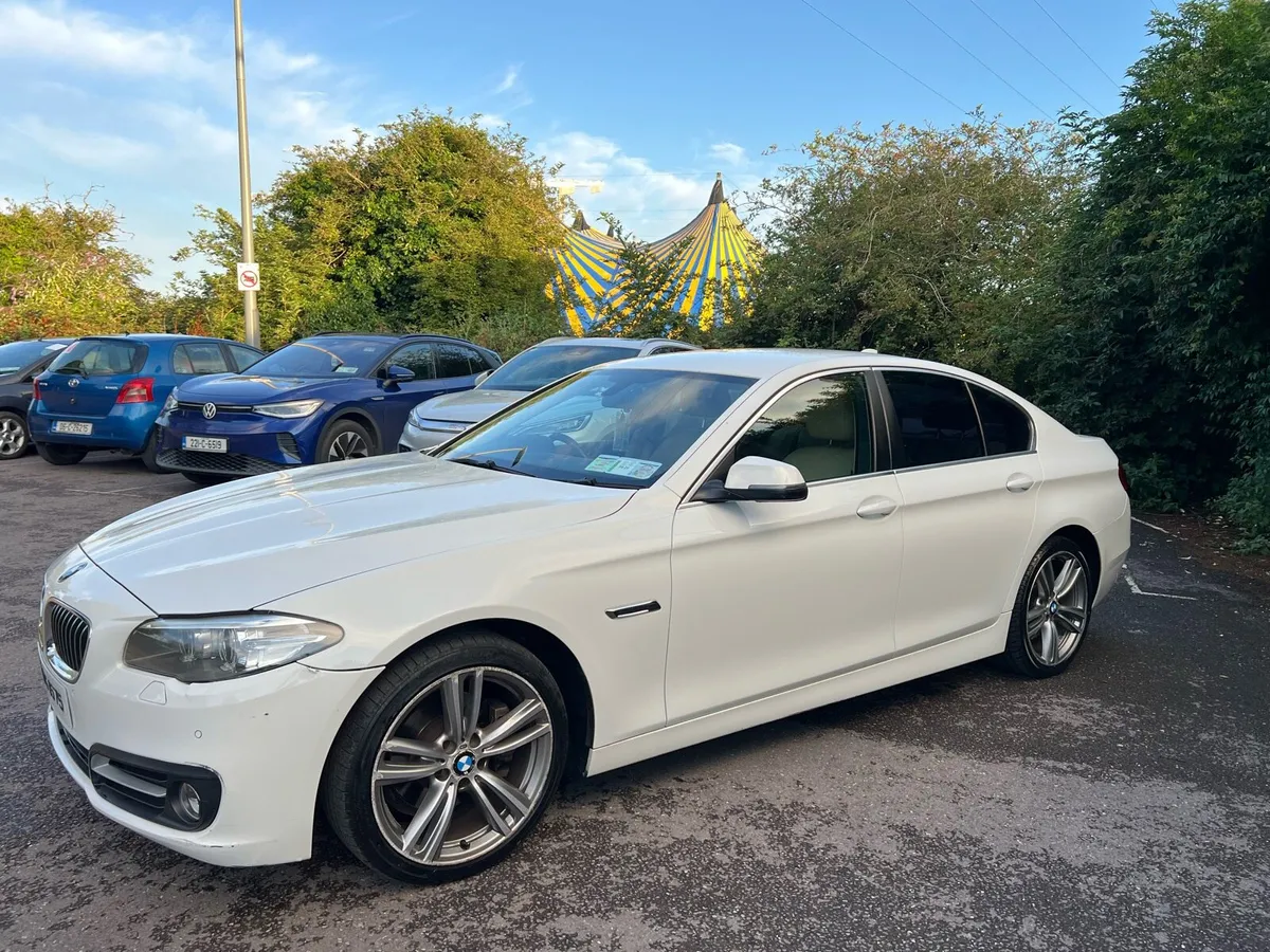 BMW 5-Series  518D Automatic - Image 4