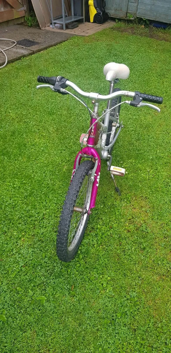 Girl's Bike - Image 3