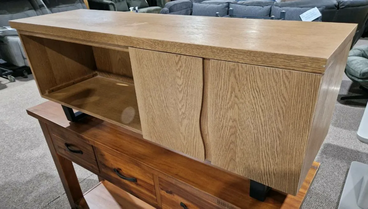 Jersey oak tv unit