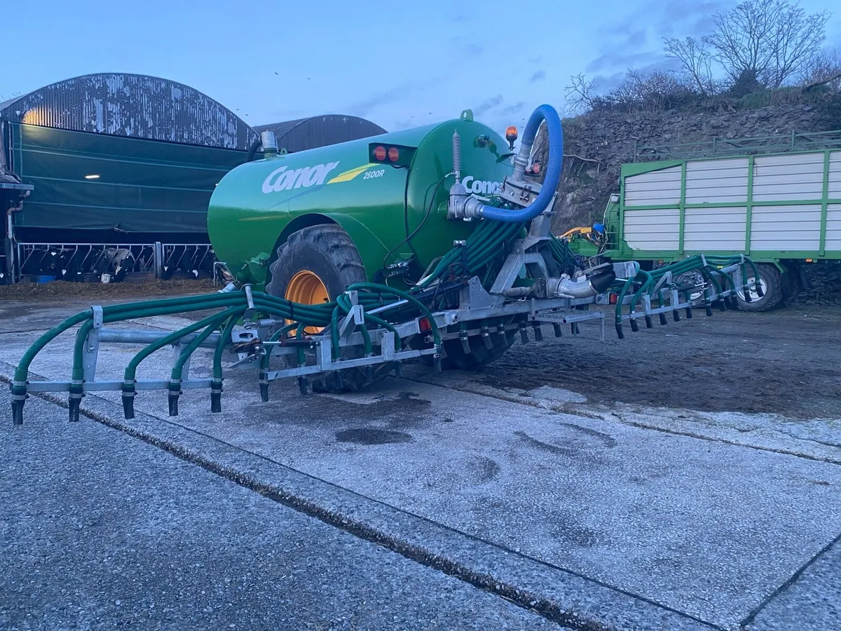 2500 Conor tanker - Image 1