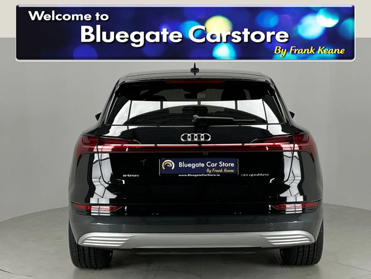 Audi e-tron TECHNIK 50 QUATTRO*22"ALLOYS*BLACK LEA - Image 3