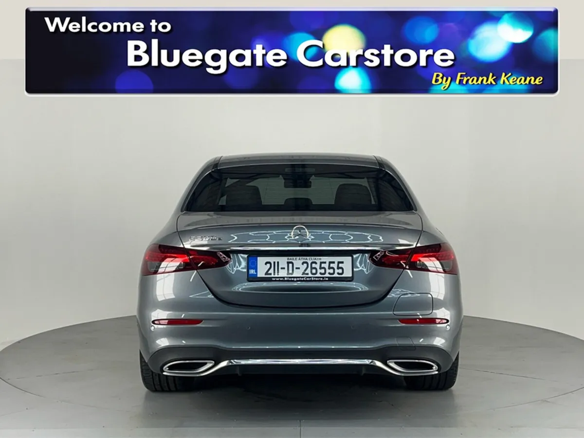 Mercedes-Benz E-Class 300 PLUG-IN HYBRID 4DR AUTO* - Image 4