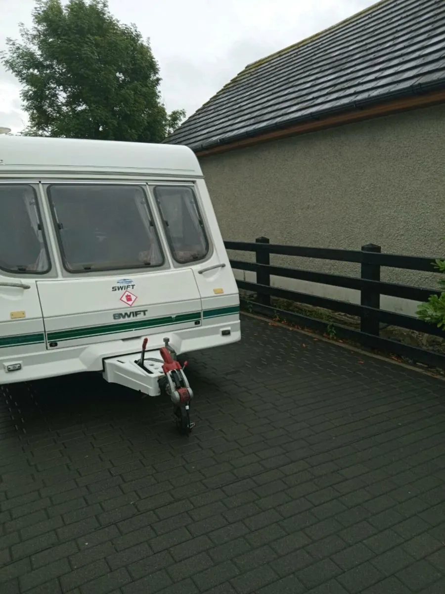 Caravan - Image 3