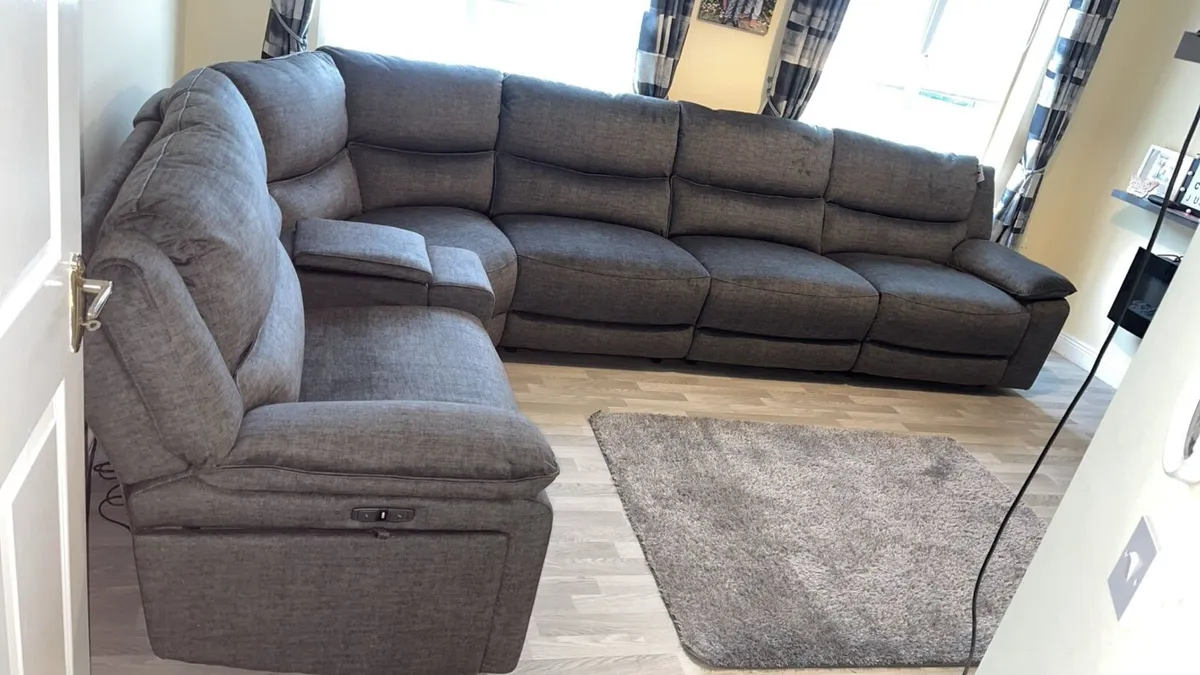Couch - Image 1
