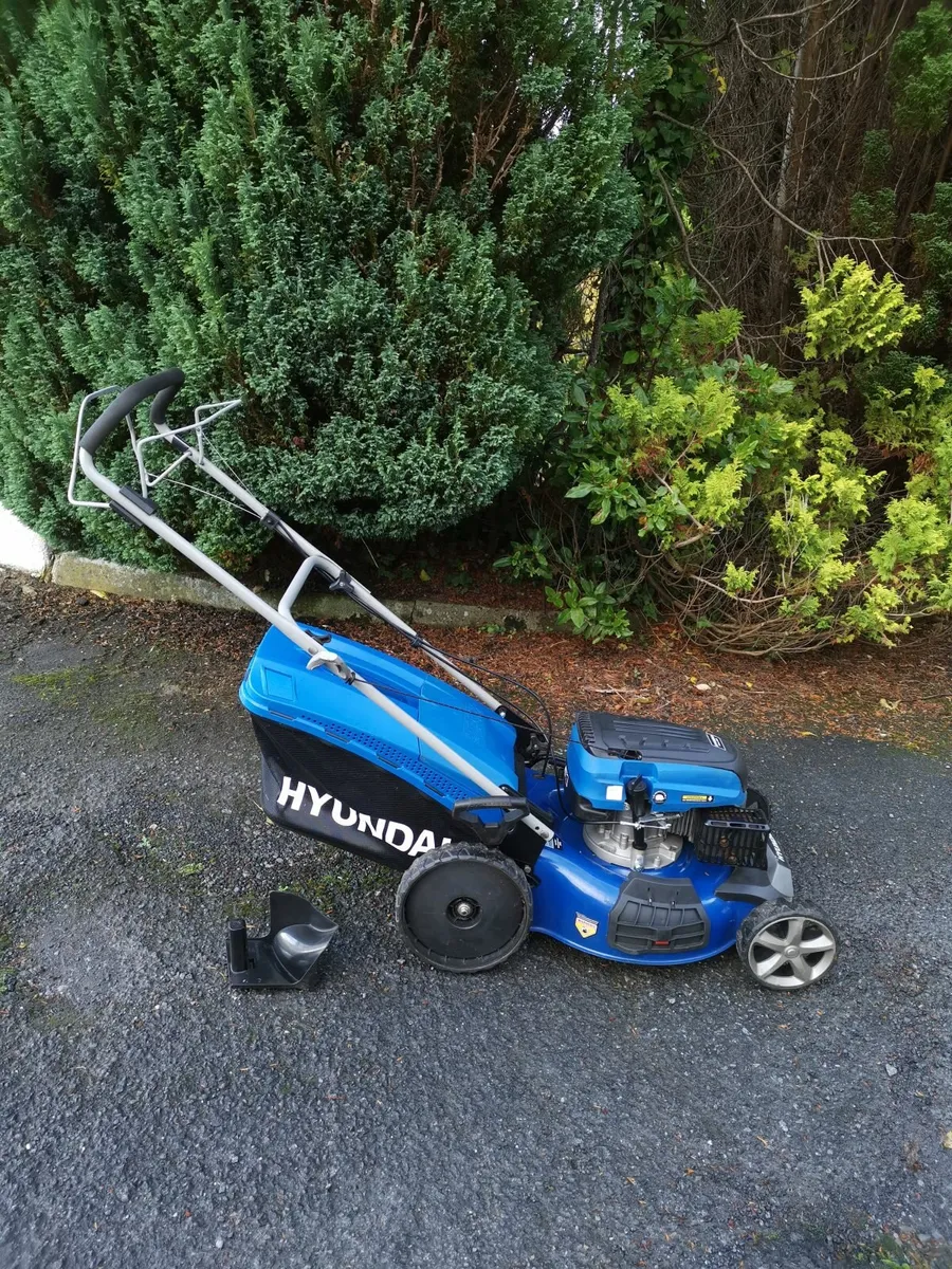 20" hyundai mower for sale - Image 3