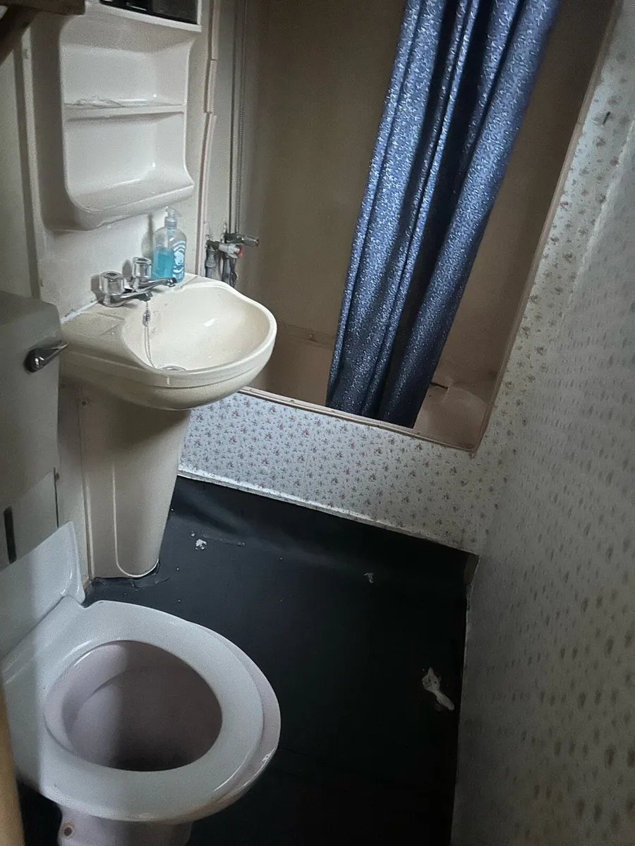 Moblie home - Image 2