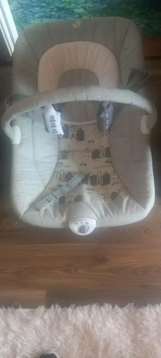 Joie Bouncer with Music