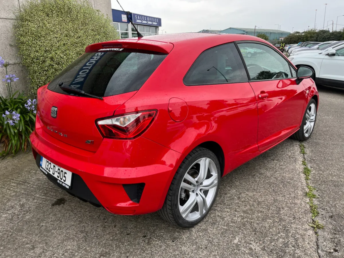SEAT Ibiza CUPRA AUTOMATIC 180BHP 1.4 PETROL //PAN - Image 4