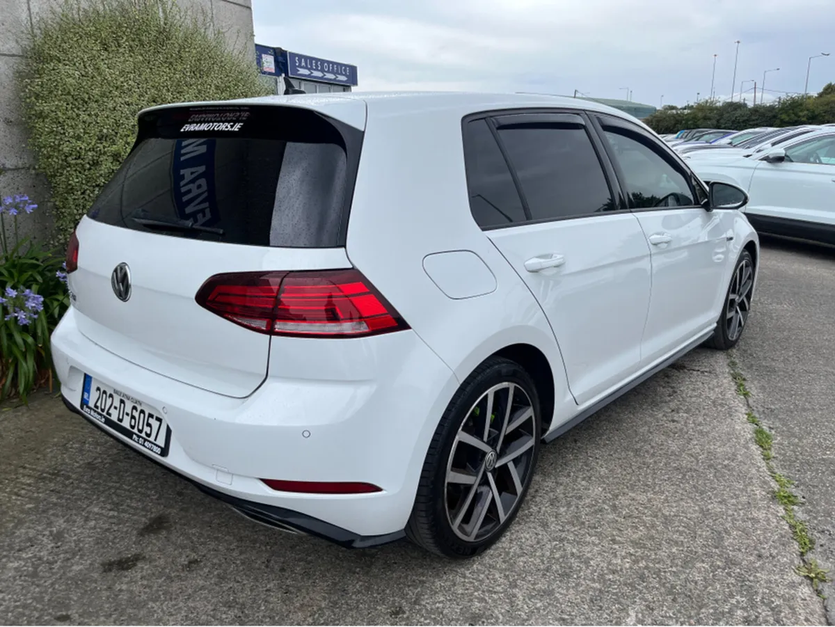 Volkswagen Golf R-LINE 1.6 TDI DIESEL MANUAL //HIG - Image 4